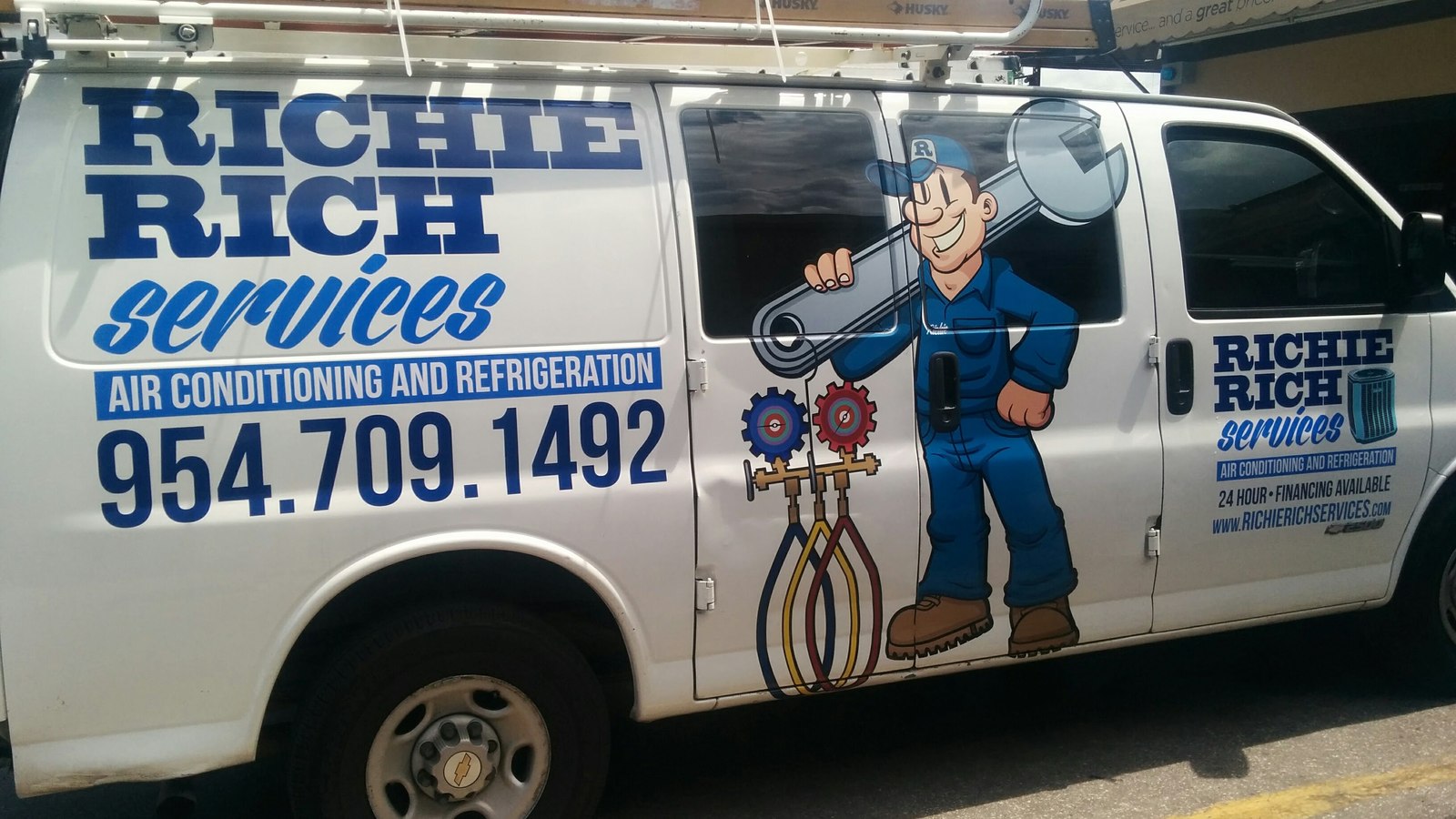 The finished Richie Rich van
